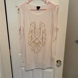 Worthington Casual Muscle Tee with Gold Graphic Cut Out